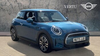 MINI Hatchback 1.5 Cooper Exclusive Premium 3dr Petrol Hatchback